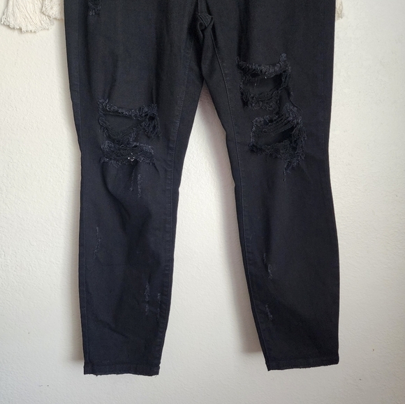 Judy Blue Black Boyfriend Fit High Waisted Distress Ripped Skinny Jeans Stretch - Picture 8 of 13